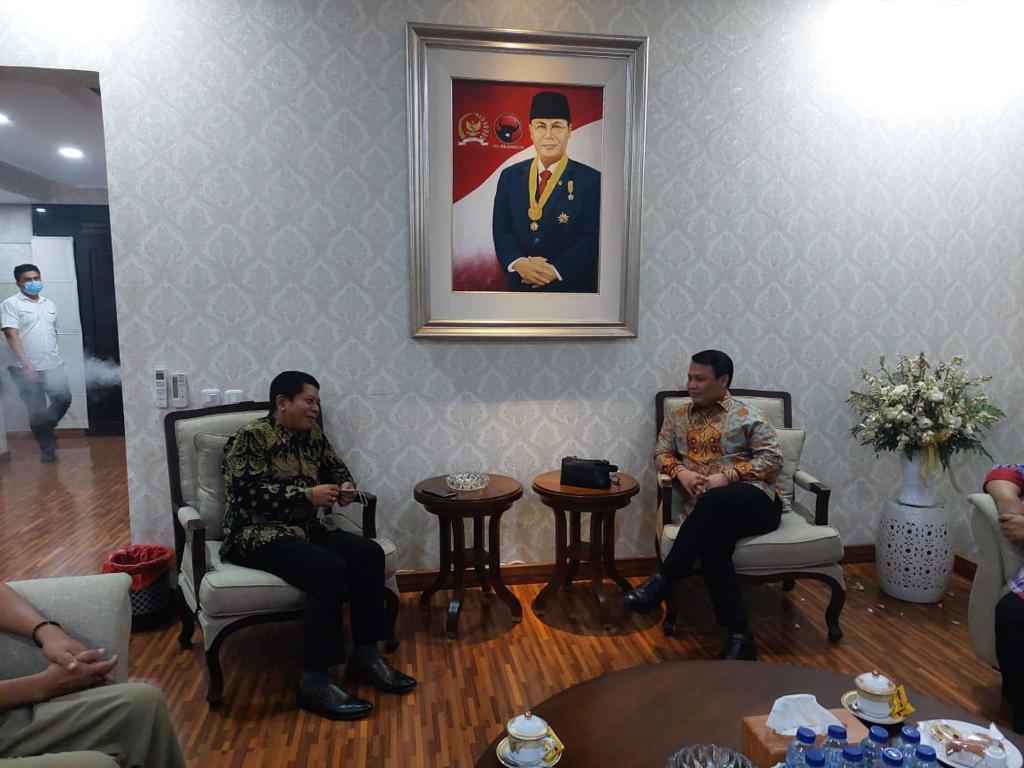 Gandeng MPR, IKA IKOPIN Dorong Koperasi Dalam 4 Pilar Kebangsaan Gandeng MPR, IKA IKOPIN Dorong Koperasi Dalam 4 Pilar Kebangsaan