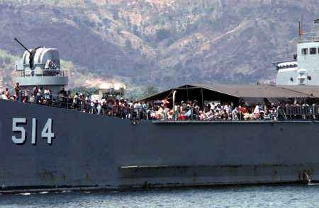 Komisi I DPR Setuju Lelang Kapal Eks KRI Teluk Mandar-514 dan KRI Teluk Penyu-513 Komisi I DPR Setuju Lelang Kapal Eks KRI Teluk Mandar-514 dan KRI Teluk Penyu-513