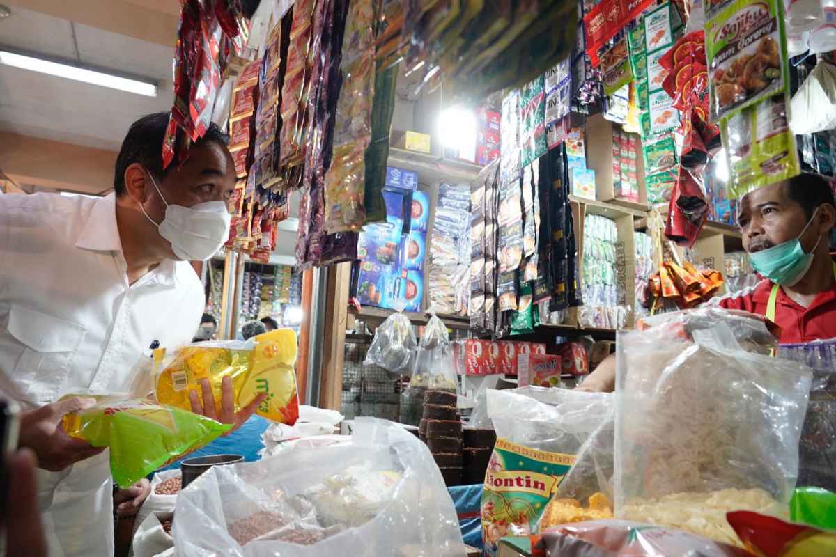 Cek ke Pasar dan Rakor di Sumut, Mendag Tindak Tegas Penimbun Minyak Goreng