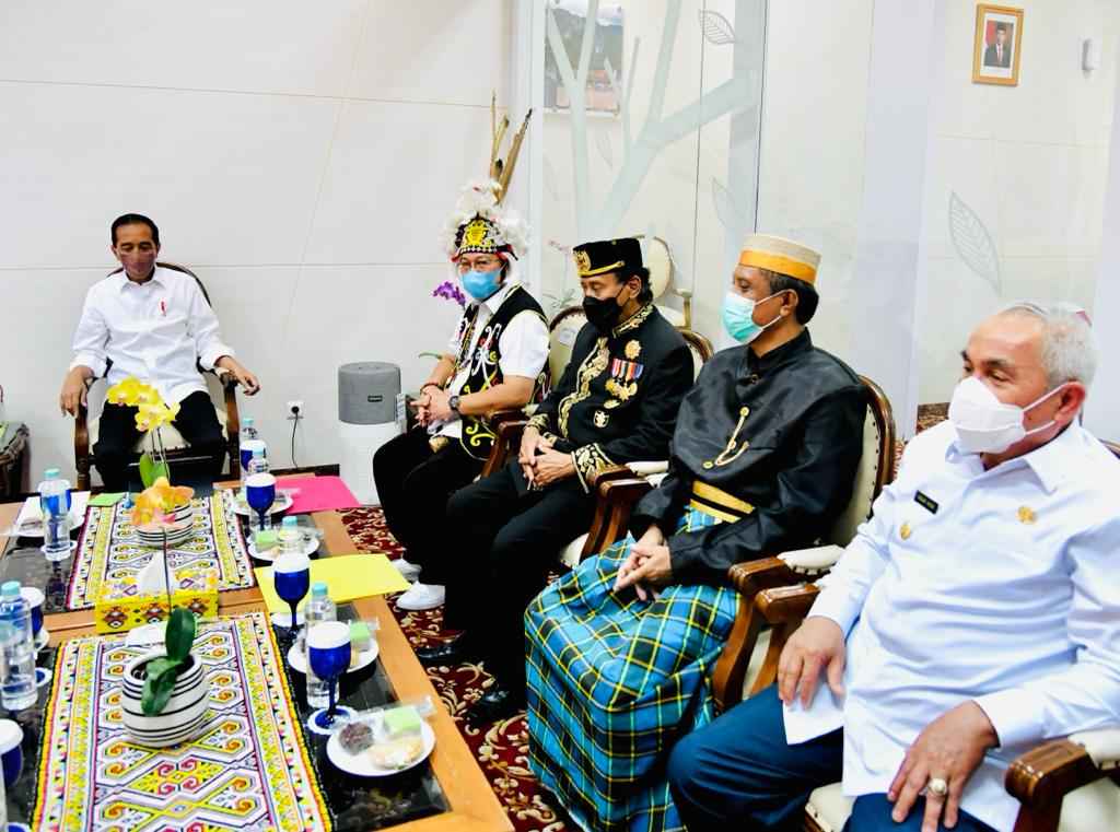 Tokoh Masyarakat Adat Kalimantan Dukung Pembangunan IKN dan Jaga Kearifan Lokal Tokoh Masyarakat Adat Kalimantan Dukung Pembangunan IKN dan Jaga Kearifan Lokal
