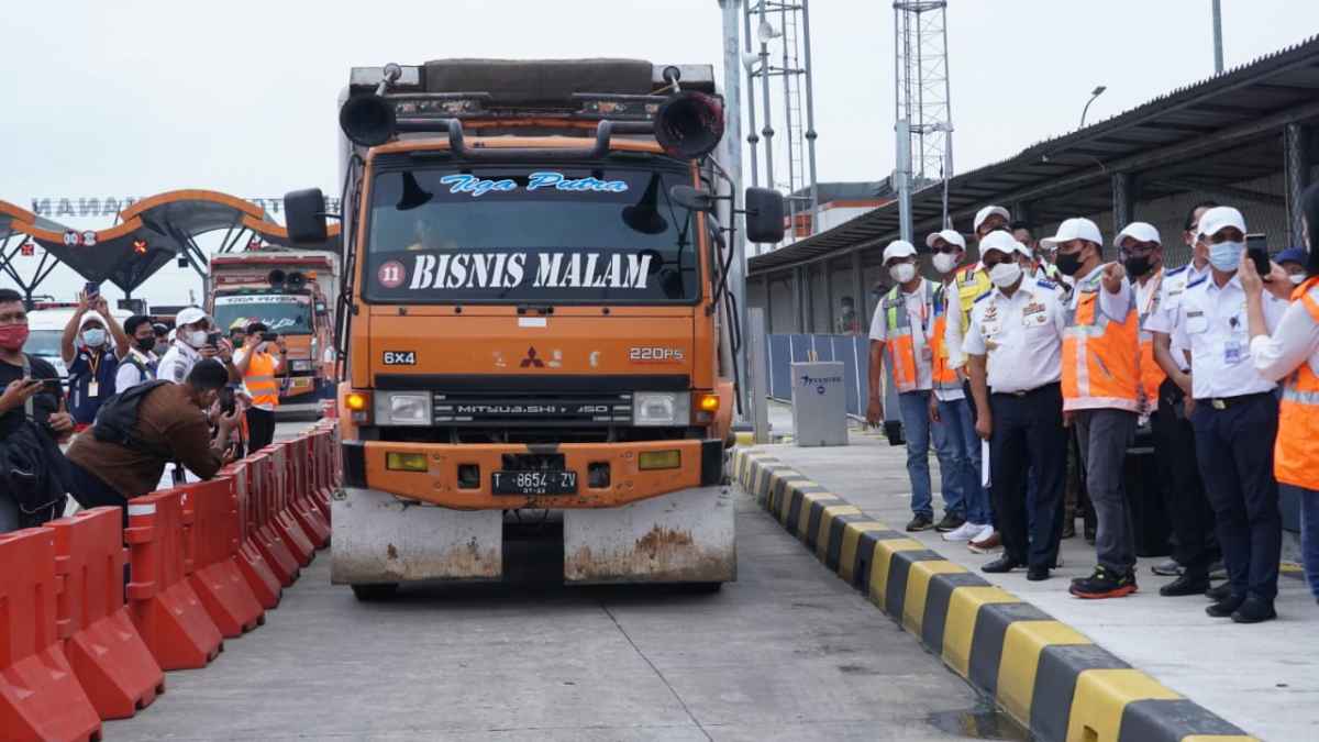 Dua Minggu ke Depan, Kemenhub - Polri Gelar Operasi ODOL Di Sejumlah Ruas Tol Dua Minggu ke Depan, Kemenhub - Polri Gelar Operasi ODOL Di Sejumlah Ruas Tol