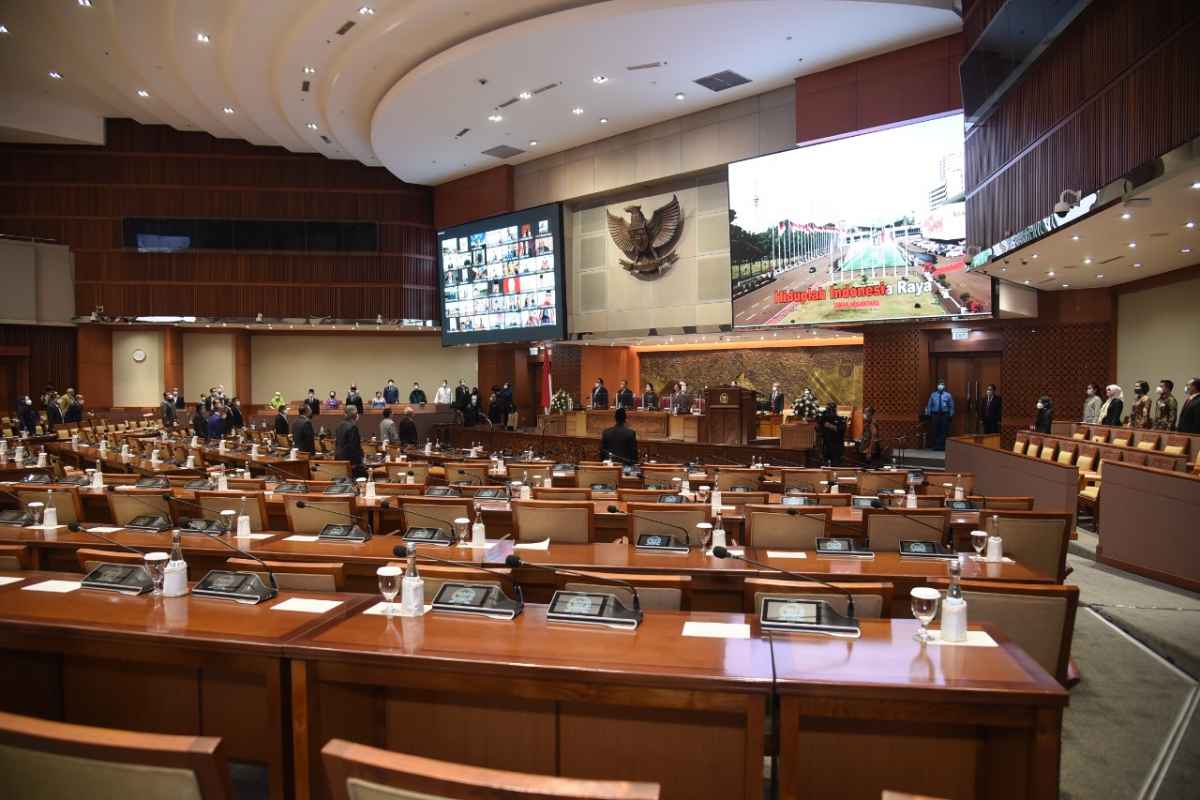 Puan Tekankan Pentingnya Integritas Anggota KPU-Bawaslu Terpilih Demi Jamin Hak Konstitusional Rakyat Puan Tekankan Pentingnya Integritas Anggota KPU-Bawaslu Terpilih Demi Jamin Hak Konstitusional Rakyat