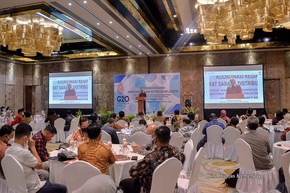 Kemendag Serahkan DIPA Dana Tugas Pembantuan untuk Revitalisasi 87 Pasar Rakyat Daerah Kemendag Serahkan DIPA Dana Tugas Pembantuan untuk Revitalisasi 87 Pasar Rakyat Daerah