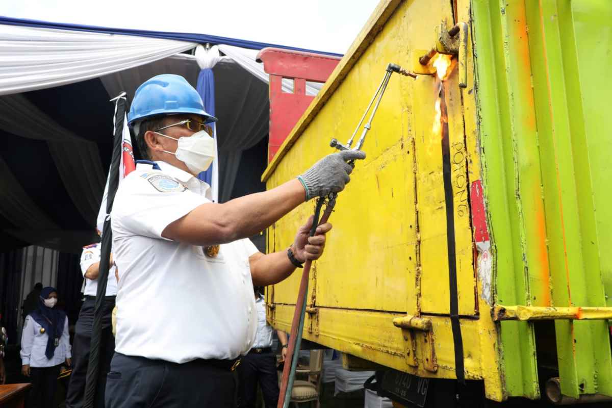 Kemenhub Tegaskan Truk ODOL Mengancam Kelangsungan Bisnis Transportasi Barang Kemenhub Tegaskan Truk ODOL Mengancam Kelangsungan Bisnis Transportasi Barang