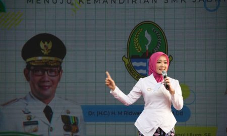 Sebanyak 35 SMK Negeri di Jabar Sudah Resmi Jadi BLUD