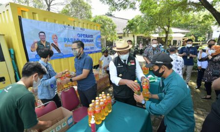 Bantu Warga Miskin, Jabar Siapkan Aplikasi Pemesanan Minyak Goreng