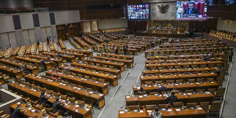 DPR Sahkan UU TPKS, Puan: Jadi Momen Bersejarah Bangsa DPR Sahkan UU TPKS, Puan: Jadi Momen Bersejarah Bangsa