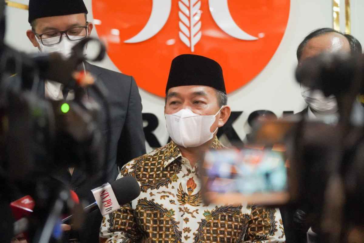 Fraksi PKS Kutuk Keras Serangan Israel ke Masjidil Aqsa Fraksi PKS Kutuk Keras Serangan Israel ke Masjidil Aqsa