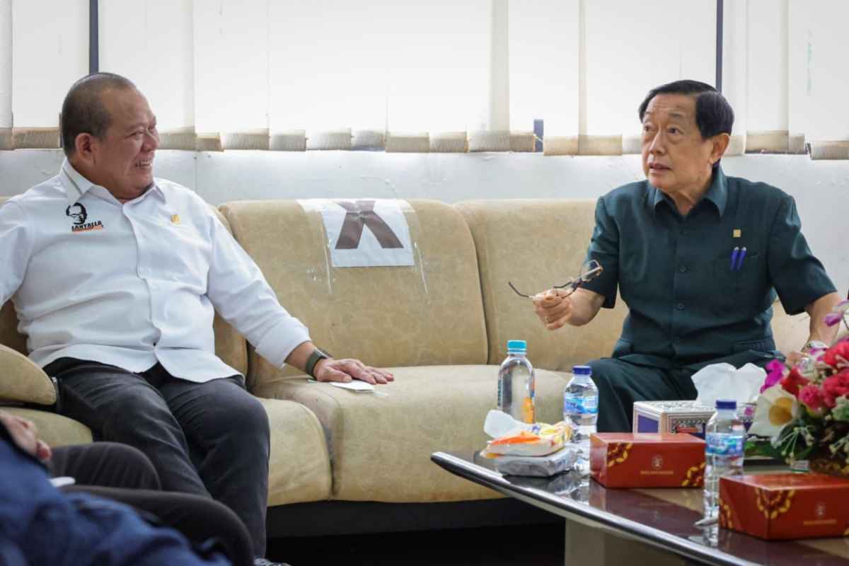 Kunjungi Pabrik PT Maspion, LaNyalla dan Alim Markus Nostalgia Masa Lalu Kunjungi Pabrik PT Maspion, LaNyalla dan Alim Markus Nostalgia Masa Lalu