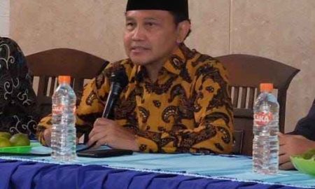 Genjot Booster, Anas Desak Pemerintah Prioritaskan Vaksin Halal