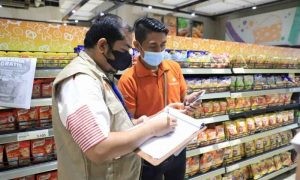 Jelang Lebaran, Disperindagkop UKM Awasi Makanan Kadaluwarsa
