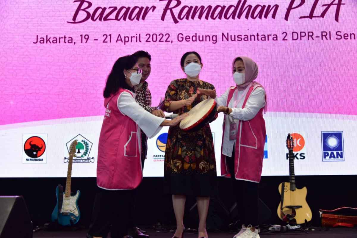 Buka Bazar Murah PIA DPR, Puan Bangkitkan 116 UMKM Buka Bazar Murah PIA DPR, Puan Bangkitkan 116 UMKM