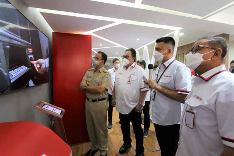Layanan Bank DKI New Flagship Branch