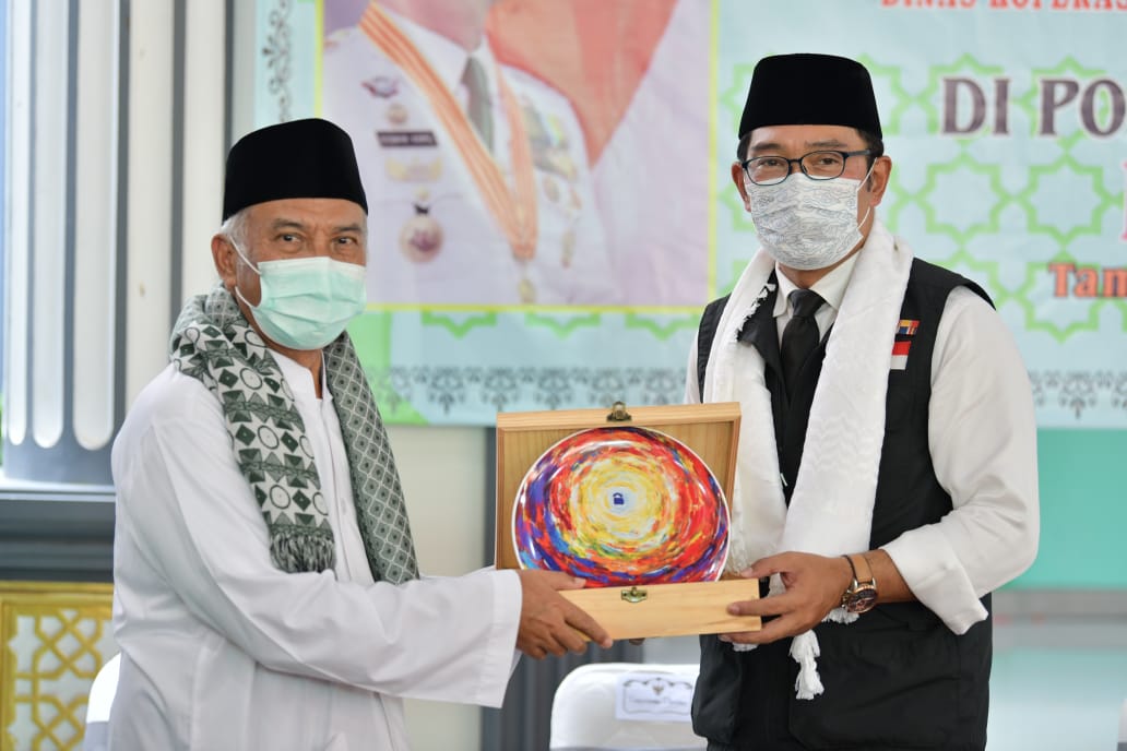 Ridwan Kamil Apresiasi Kemajuan Pesantren Program OPOP, Tahun 2023 ditargetkan total diikuti 5.000 pesantren