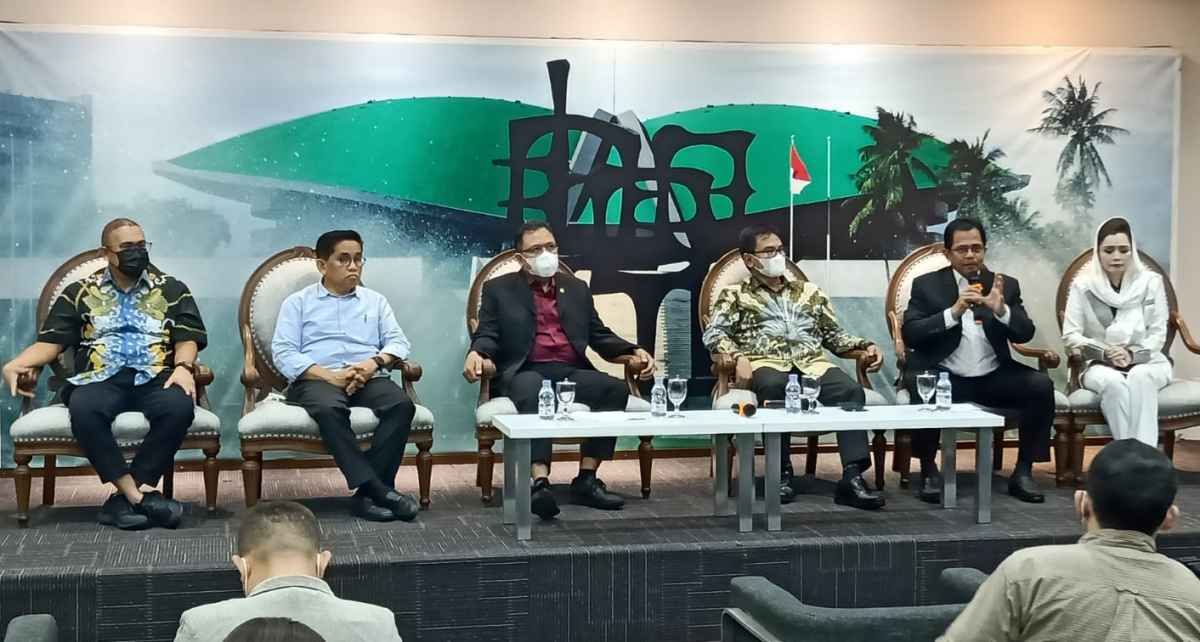 Tuai Polemik, BURT DPR "Batalkan" Pengadaan Gorden Senilai Rp43,5 Miliar Tuai Polemik, BURT DPR "Batalkan" Pengadaan Gorden Senilai Rp43,5 Miliar