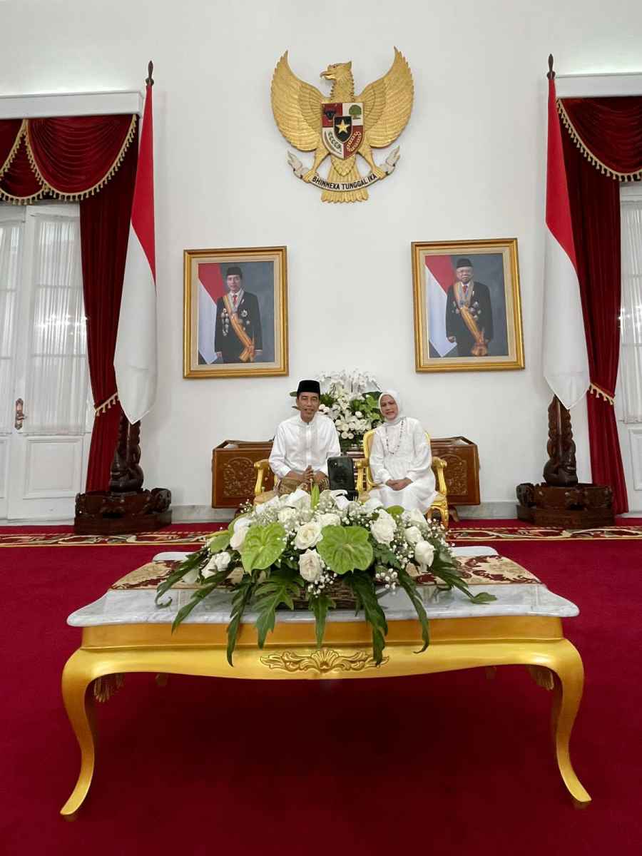 Presiden dan Ibu Iriana Silaturahmi ke Keraton Yogyakarta Presiden dan Ibu Iriana Silaturahmi ke Keraton Yogyakarta