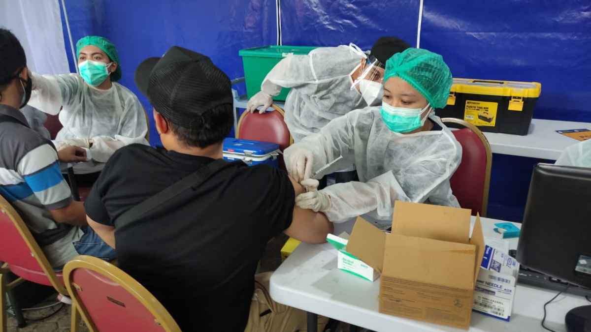 Kimia Farma Dorong Perusahaan Segera Vaksinasi Booster Karyawannya