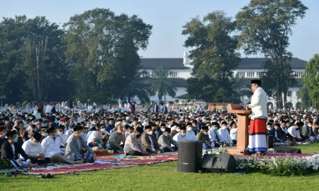 Salat Idulfitri di Gasibu, Ridwan Kamil: Meraih Kemenangan di Hari Bahagia