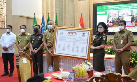 Teken Pakta Anti Korupsi, Kajari Banten Siap Bidik Walikota-Bupati