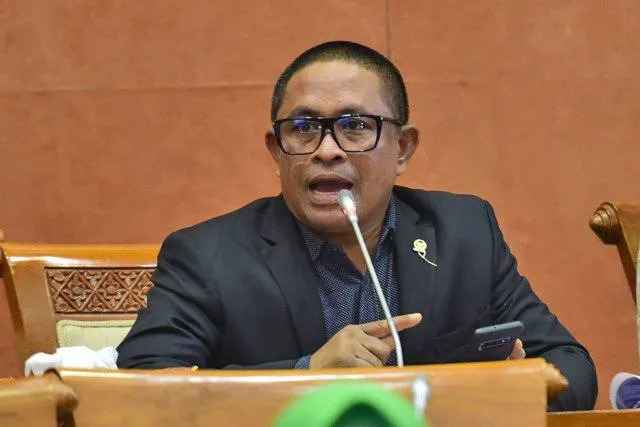 DPR Pertanyakan Kenapa Penerbangan Internasional Bandara SIM Aceh Belum Beroperasi Kembali? DPR Pertanyakan Kenapa Penerbangan Internasional Bandara SIM Aceh Belum Beroperasi Kembali?
