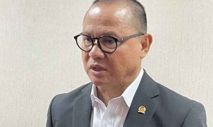 Dukung Kembangkan PLTS Atap, Mukhtarudin: Kebut Proyek Pembangkit Listrik Wilayah 3T
