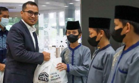 Pemkot Tangsel Salurkan Ribuan Sembako Untuk Masyarakat Miskin