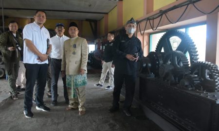 Wagub Jabar Apresiasi Petugas Penjaga Pintu Air Pertahankan Ketersediaan Air untuk Masyarakat