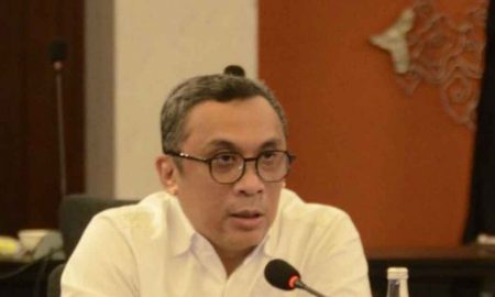 DK OJK 2022-2027 Dilantik, Najib Berharap Ada Strategi Khusus Hadapi Krisis Global