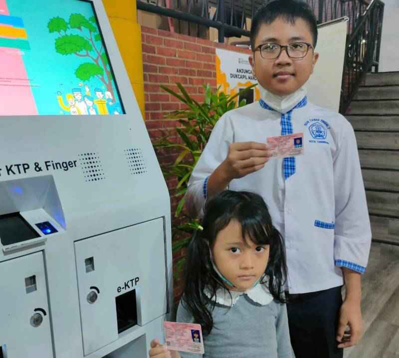 Siswa Pemegang KIA Nikmati Sederet Diskon Belanja Siswa Pemegang KIA Nikmati Sederet Diskon Belanja