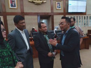 Gempur Net89 Ke DPR, Sarmuji: PT.SMI Segera Kembalikan Dana Nasabah Gempur Net89 Ke DPR, Sarmuji: PT.SMI Segera Kembalikan Dana Nasabah
