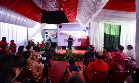 Puan Minta Seluruh Anggota DPR Turun ke Semua Daerah