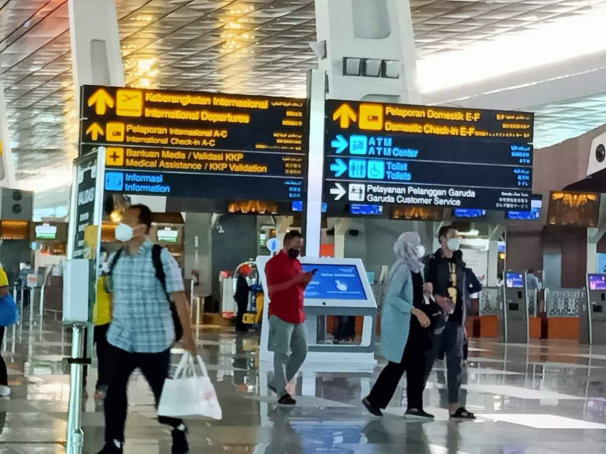 Aturan Baru Naik Pesawat: Vaksin Booster Tak Wajib PCR, Vaksin Dosis 1 dan 2 Wajib PCR/Antigen