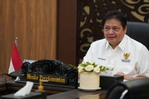 Jokowi "Dukung" Airlangga Maju Capres 2024, Pengamat: Kinclongnya Kinerja Ekonomi Jadi Alasan
