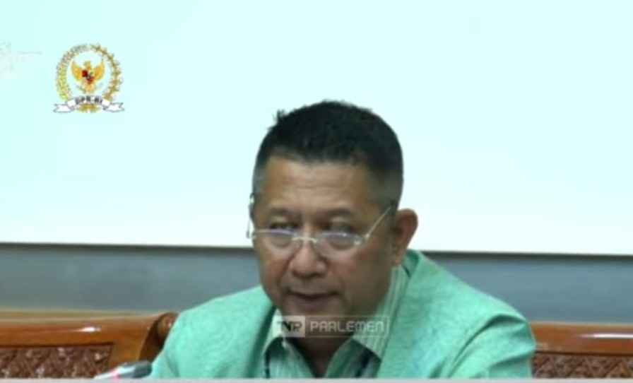 Pertanyaan Dipo Terlalu Panjang, Pimpinan Komisi III DPR Tersulut Emosi Saat Rapat Dengan Kapolri Pertanyaan Dipo Terlalu Panjang, Pimpinan Komisi III DPR Tersulut Emosi Saat Rapat Dengan Kapolri