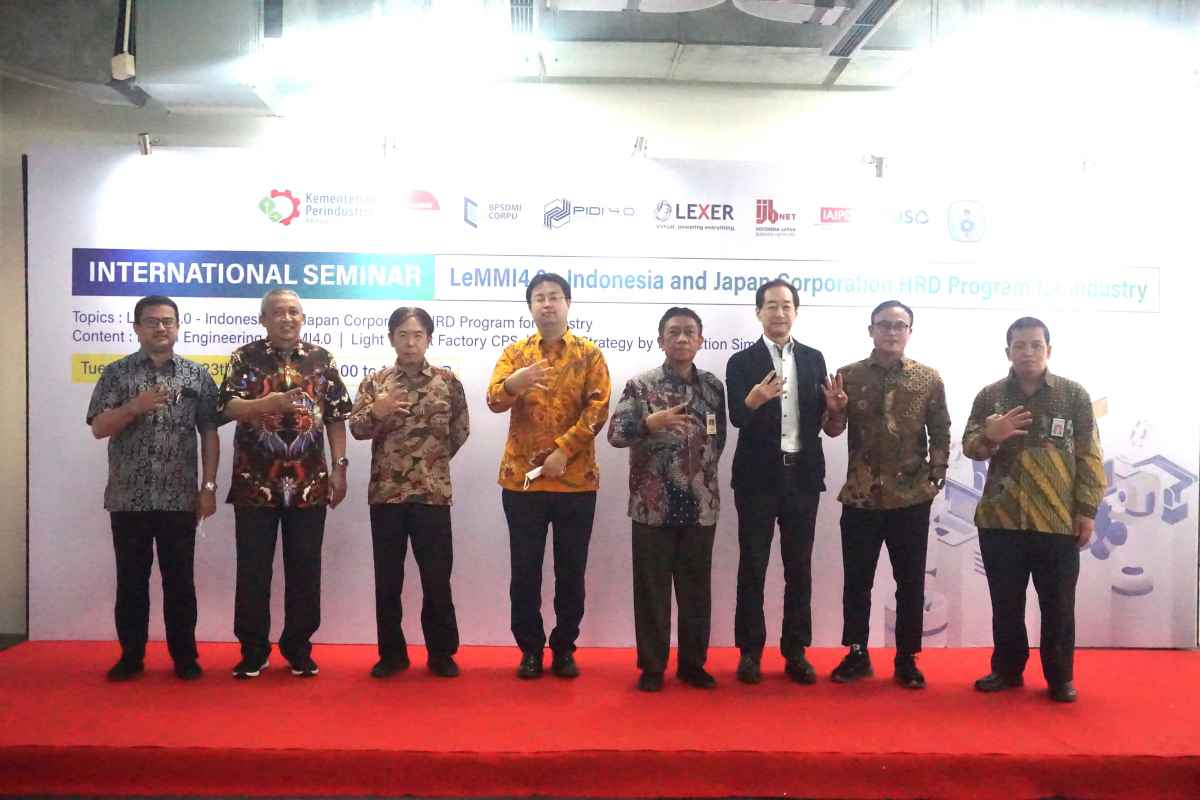 Indonesia-Jepang Lahirkan Alat Peraga Bikin SDM Kompeten Industri 4.0 Indonesia-Jepang Lahirkan Alat Peraga Bikin SDM Kompeten Industri 4.0