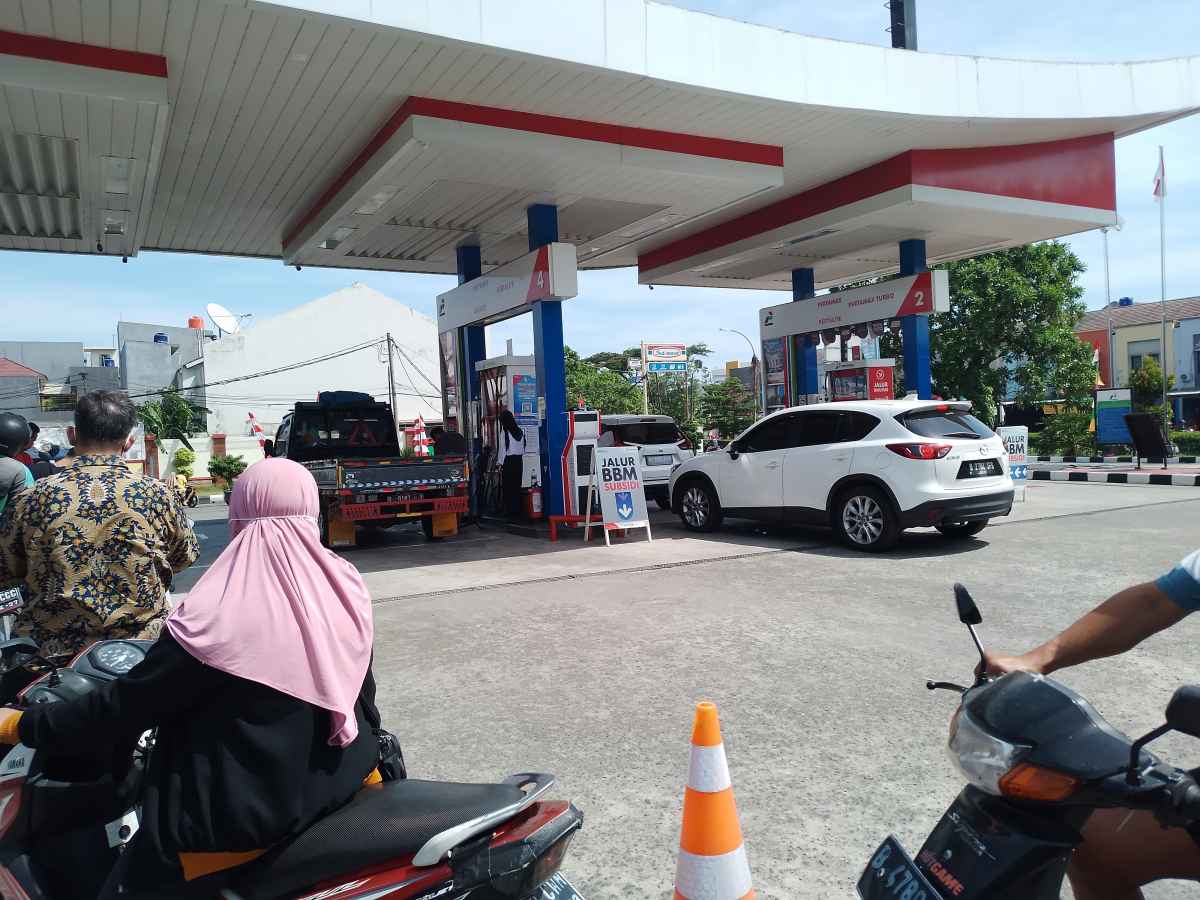 Pengamat: Pemerintah Tepat Naikkan Harga BBM Pengamat: Pemerintah Tepat Naikkan Harga BBM