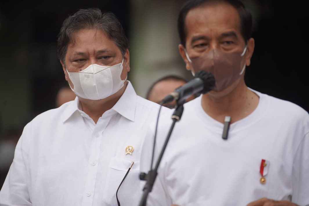 Jokowi "Dukung" Airlangga Maju Capres 2024, Pengamat: Kinclongnya Kinerja Ekonomi Jadi Alasan