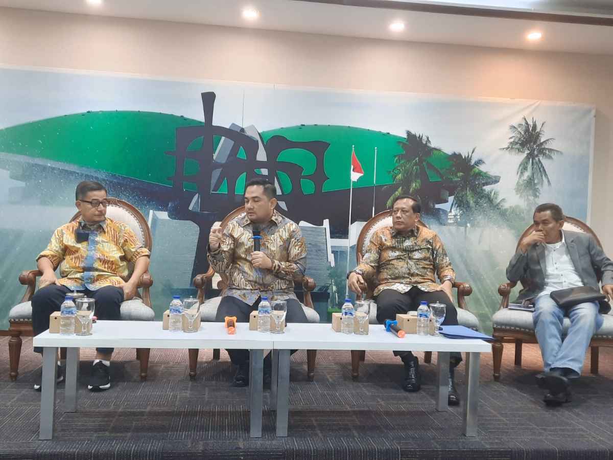 DPR dan Kementerian ATR/BPN Siap Tuntaskan Mafia Tanah DPR dan Kementerian ATR/BPN Siap Tuntaskan Mafia Tanah