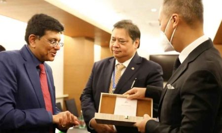 Ekonom: Investasi Harus Dibarengi Perbaikan 'Iklim' di Dalam Negeri