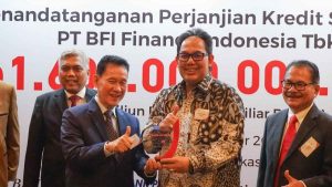 Bank DKI Pimpin Kredit Sindikasi untuk BFI Finance Senilai Rp.1,6 Triliun Bank DKI Pimpin Kredit Sindikasi untuk BFI Finance Senilai Rp.1,6 Triliun