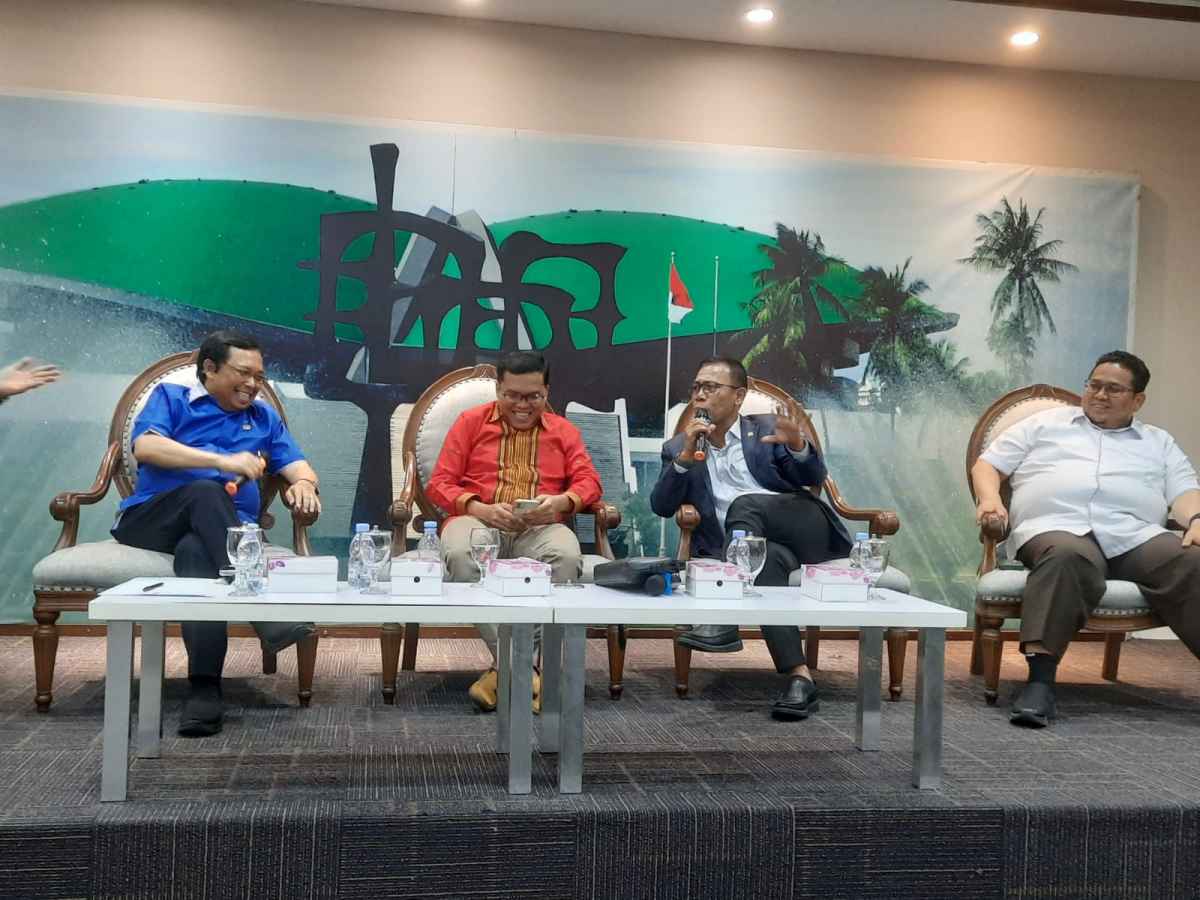 Sebut Pemilu Curang, Demokrat Bantah SBY Ngotot Capreskan AHY Sebut Pemilu Curang, Demokrat Bantah SBY Ngotot Capreskan AHY