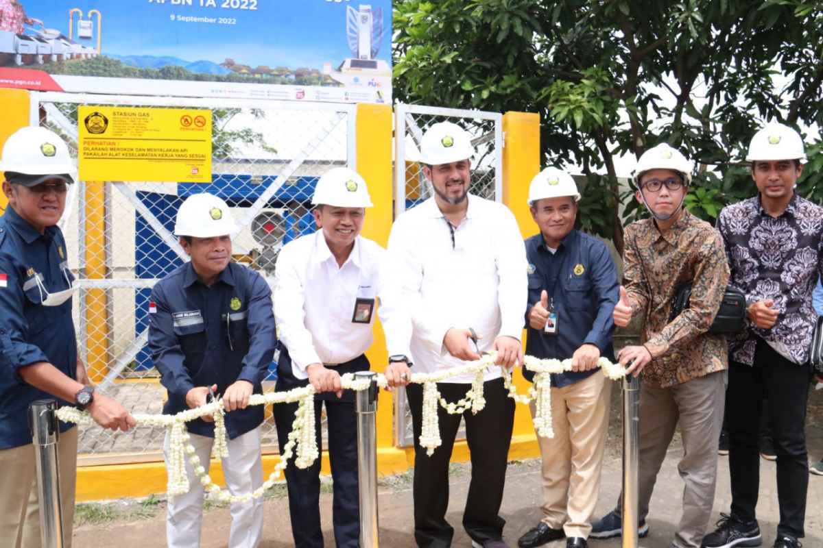 Dibiayai APBN 2022, Ribuan Warga Kota Probolinggo Nikmati Jaringan Gas Bumi Gratis Dibiayai APBN 2022, Ribuan Warga Kota Probolinggo Nikmati Jaringan Gas Bumi Gratis