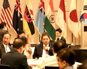 Menko Perekonomian Airlangga Hartarto memimpin delegasi Indonesia pada forum IPEF (Indo-Pacific Economic Framework) di Los Angeles, Amerika Serikat/Foto: ekon.go.id 