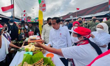 BBM Bersubsidi Belum Naik, Presiden Masifkan Sebar Dana BLT Rp600.000