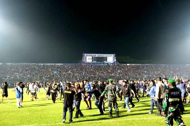 Ratusan Tewas di Stadion Kanjuruhan, Ketum PORDI Desak Kapolri Evaluasi Kapolda Jatim dan Kapolres Malang Ratusan Tewas di Stadion Kanjuruhan, Ketum PORDI Desak Kapolri Evaluasi Kapolda Jatim dan Kapolres Malang
