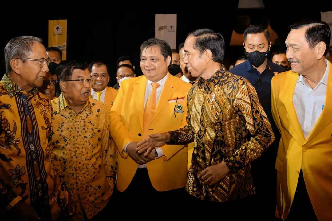 Gelagat Jokowi Dukung Airlangga Maju Pilpres 2024, Golkar Terdongkrak Jokowi dukung airlangga hartarto