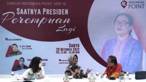 Matang dan Berpengalaman, Siti Zuhro: Sesama Perempuan Dukung Puan Jadi Presiden 2024 Peneliti BRIN, Siti Zuhro (tengah)