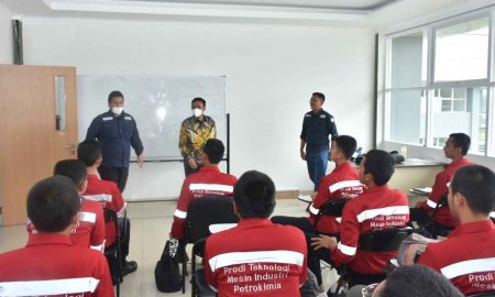 Dua Proyek Industri Petrokimia Bisa Serap 45.000 Naker