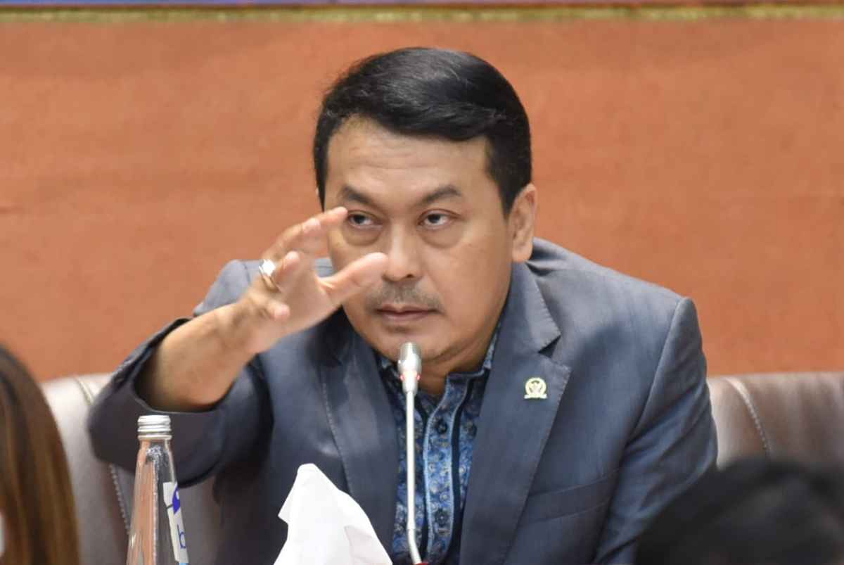 Rudi Hartono Apresiasi Kinerja PT Waskita Rudi Hartono Apresiasi Kinerja PT Waskita