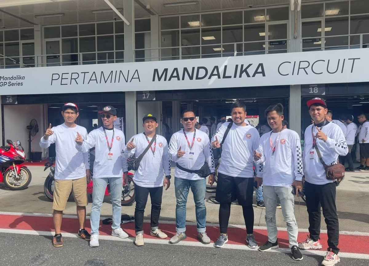 Komunitas Honda CBR Jakarta Tangerang Jajal Sirkuit Mandalika Komunitas Honda CBR Jakarta Tangerang Jajal Sirkuit Mandalika